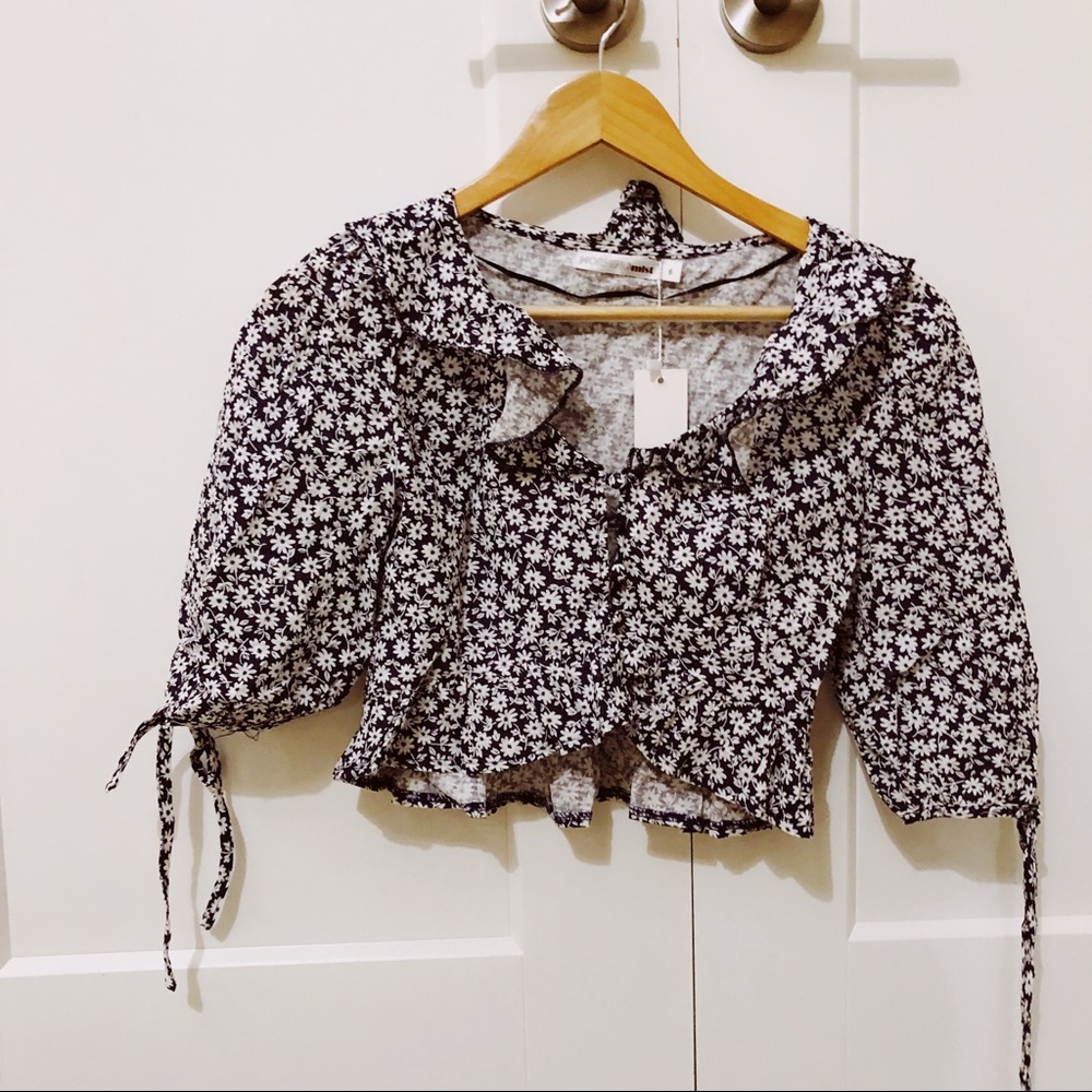 Verge girl top ✨